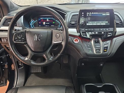 Used 2024 Honda Odyssey Sport image 21