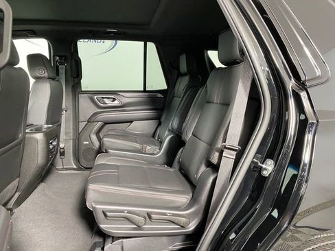 Used 2022 Chevrolet Tahoe RST w/ Sport Performance Package image 25