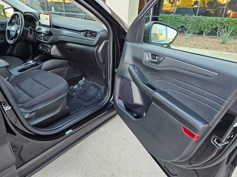 Used 2023 Ford Escape Active image 28