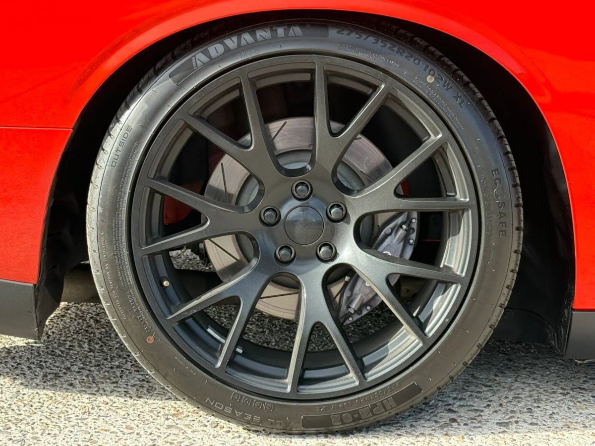 Used 2016 Dodge Challenger R/T Scat Pack w/ Leather Interior Group RWD image 26