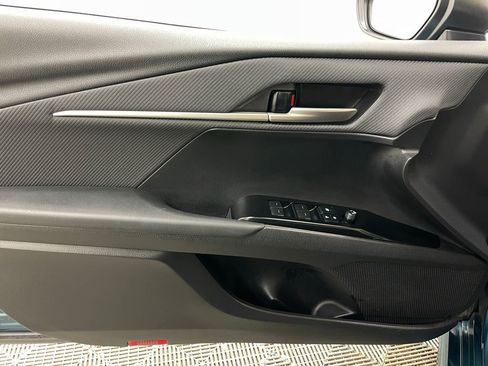 Used 2025 Toyota Camry SE image 20