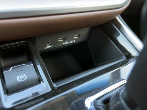 Used 2022 Subaru Outback Touring XT w/ Popular Package #2 AWD/4WD image 22