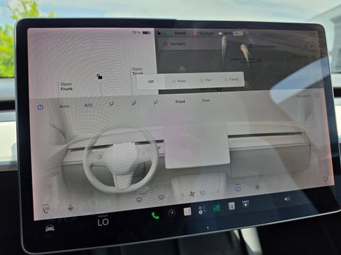 Used 2022 Tesla Model Y Long Range AWD/4WD image 52