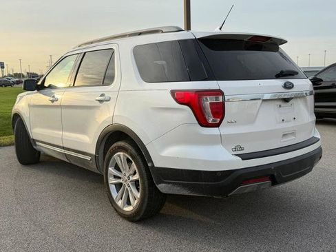 Certified 2019 Ford Explorer XLT w/ Equipment Group 202A FWD image 2