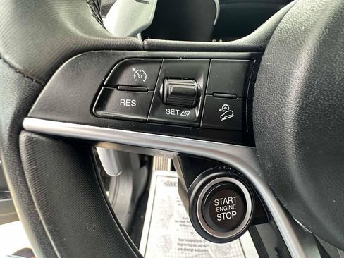 Used 2018 Alfa Romeo Stelvio Ti Sport AWD/4WD image 15