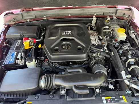 Used 2021 Jeep Wrangler Unlimited Sahara image 23