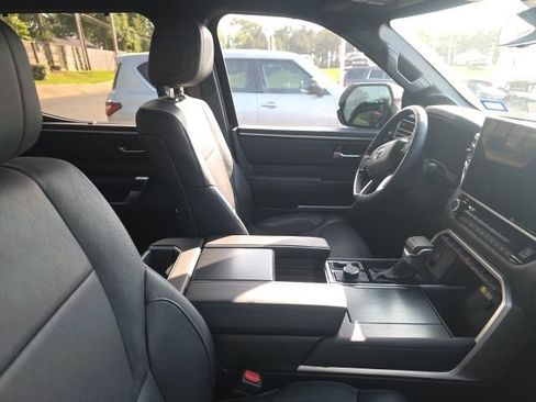 Used 2023 Toyota Tundra Platinum image 8