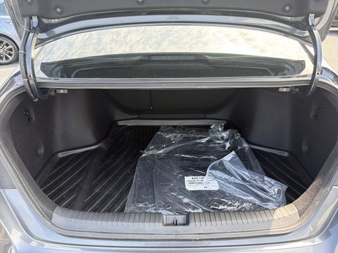 Used 2025 Honda Accord SE image 31