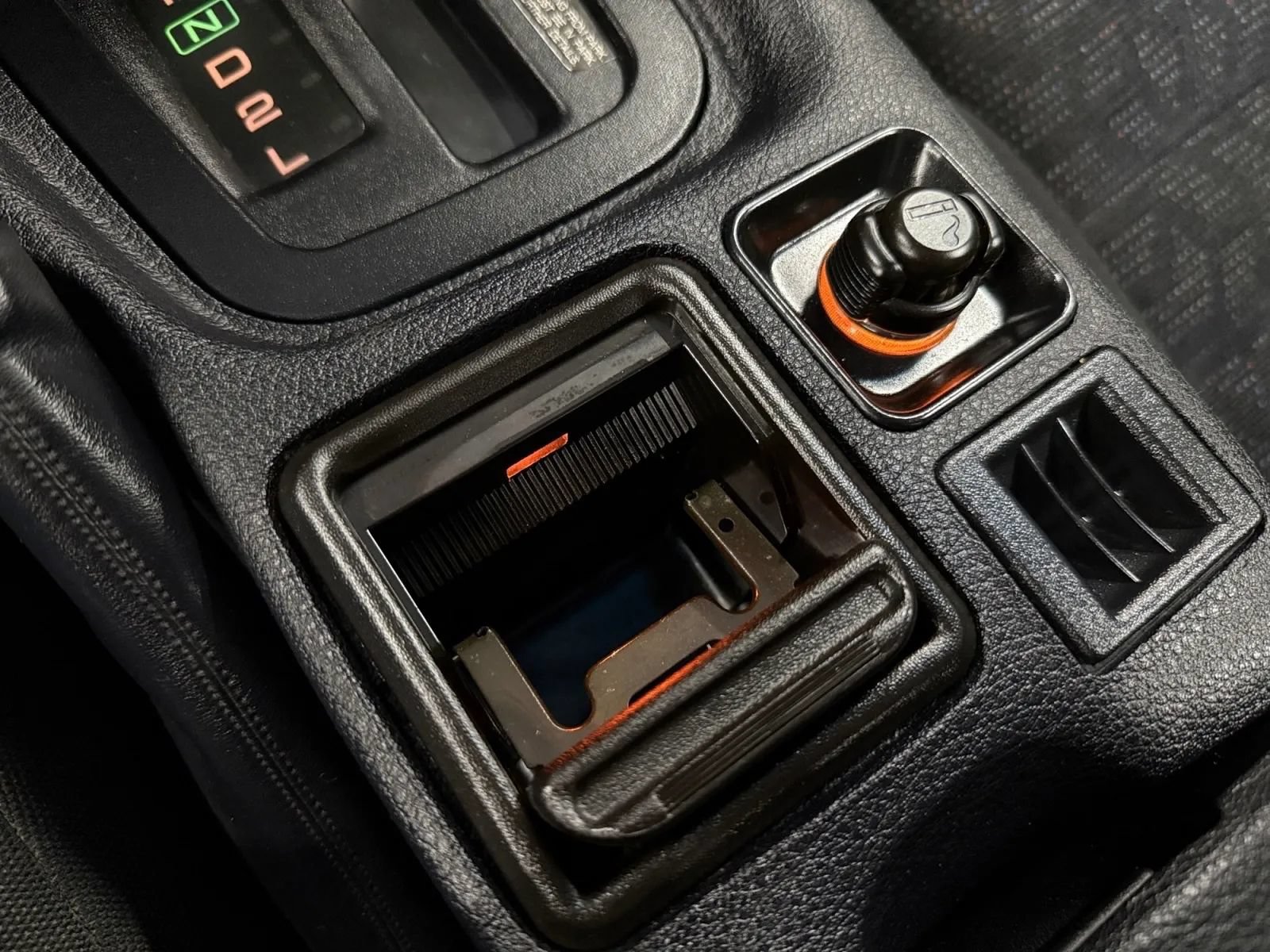 Used 1998 Mitsubishi 3000GT FWD image 21