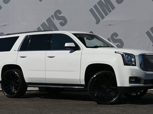 Used 2015 GMC Yukon SLT w/ Open Road Package image 3
