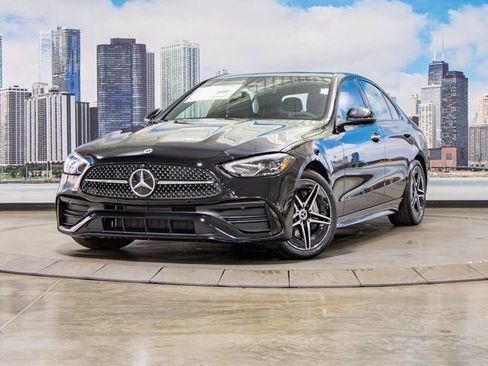 Used 2025 Mercedes-Benz C 300 4MATIC Sedan image 2