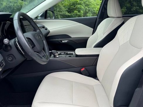 Used 2024 Lexus RX 350 FWD w/ Technology Package image 8