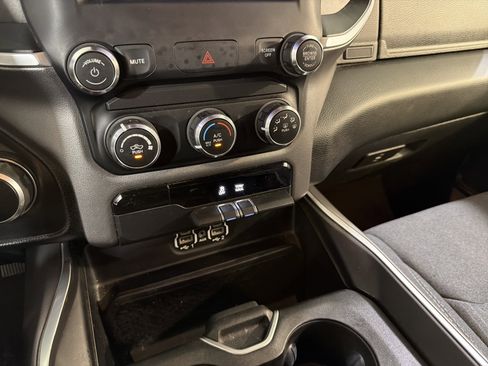 Used 2020 RAM 1500 Lone Star RWD image 19