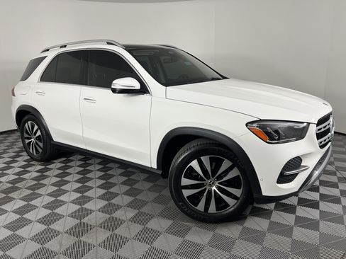 Certified 2025 Mercedes-Benz GLE 350 4MATIC image 2