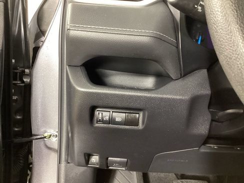Used 2023 Toyota RAV4 XLE AWD/4WD image 12