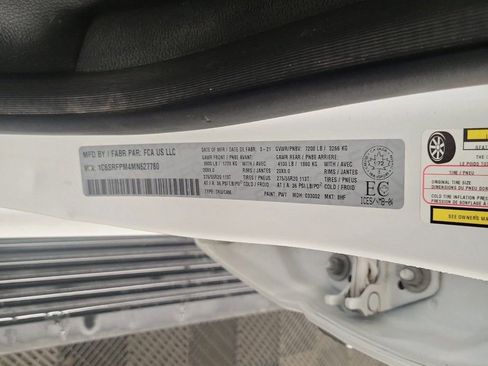 Used 2021 RAM 1500 Limited image 9