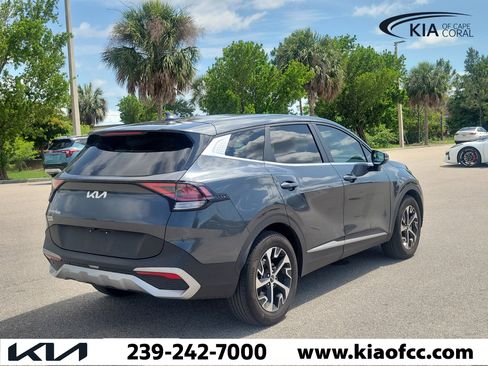Used 2023 Kia Sportage EX FWD image 6