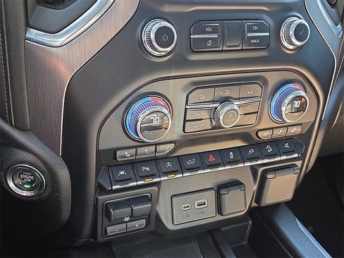 Used 2020 GMC Sierra 1500 Denali w/ Denali Ultimate Package image 29