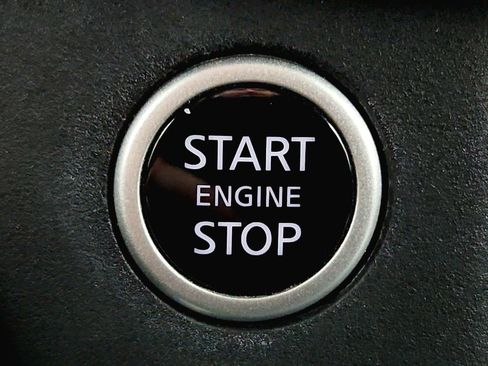 Used 2022 Nissan Rogue SV image 18