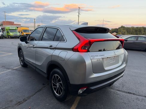 Used 2020 Mitsubishi Eclipse Cross ES image 5