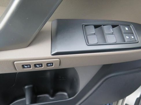 Used 2022 Lexus GX 460 Premium image 11