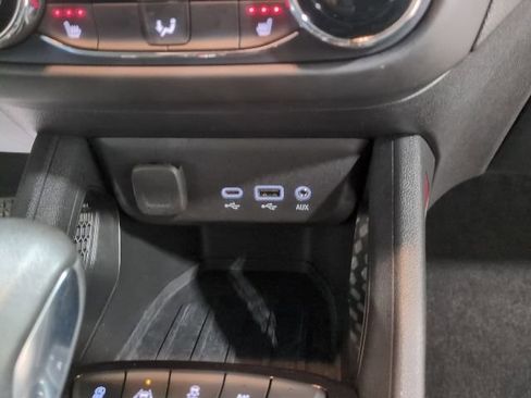 Used 2023 Chevrolet TrailBlazer RS w/ Convenience Package AWD/4WD image 10