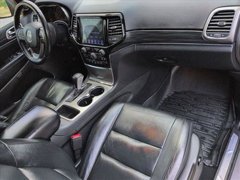 Used 2019 Jeep Grand Cherokee Limited RWD image 29