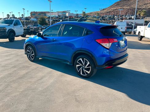 Used 2019 Honda HR-V Sport image 3