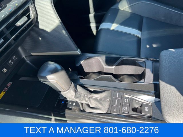 Used 2025 Toyota Camry SE FWD image 24