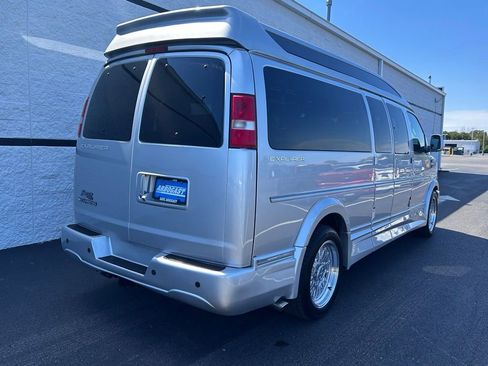 Used 2017 Chevrolet Express 2500 Explorer Limited SE image 12