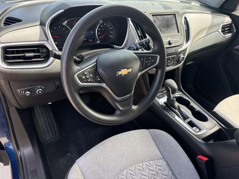 Used 2022 Chevrolet Equinox LT AWD/4WD image 17