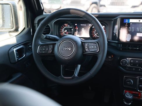 New 2026 Jeep Gladiator Rubicon AWD/4WD image 24