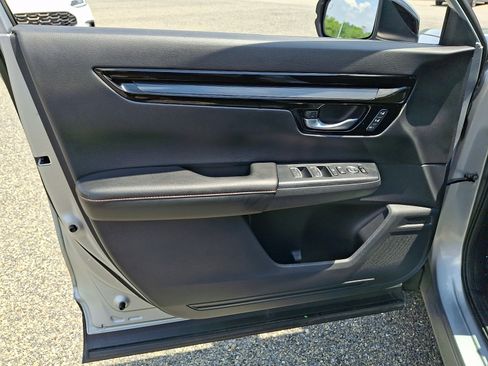 Certified 2025 Honda CR-V Sport Touring image 13