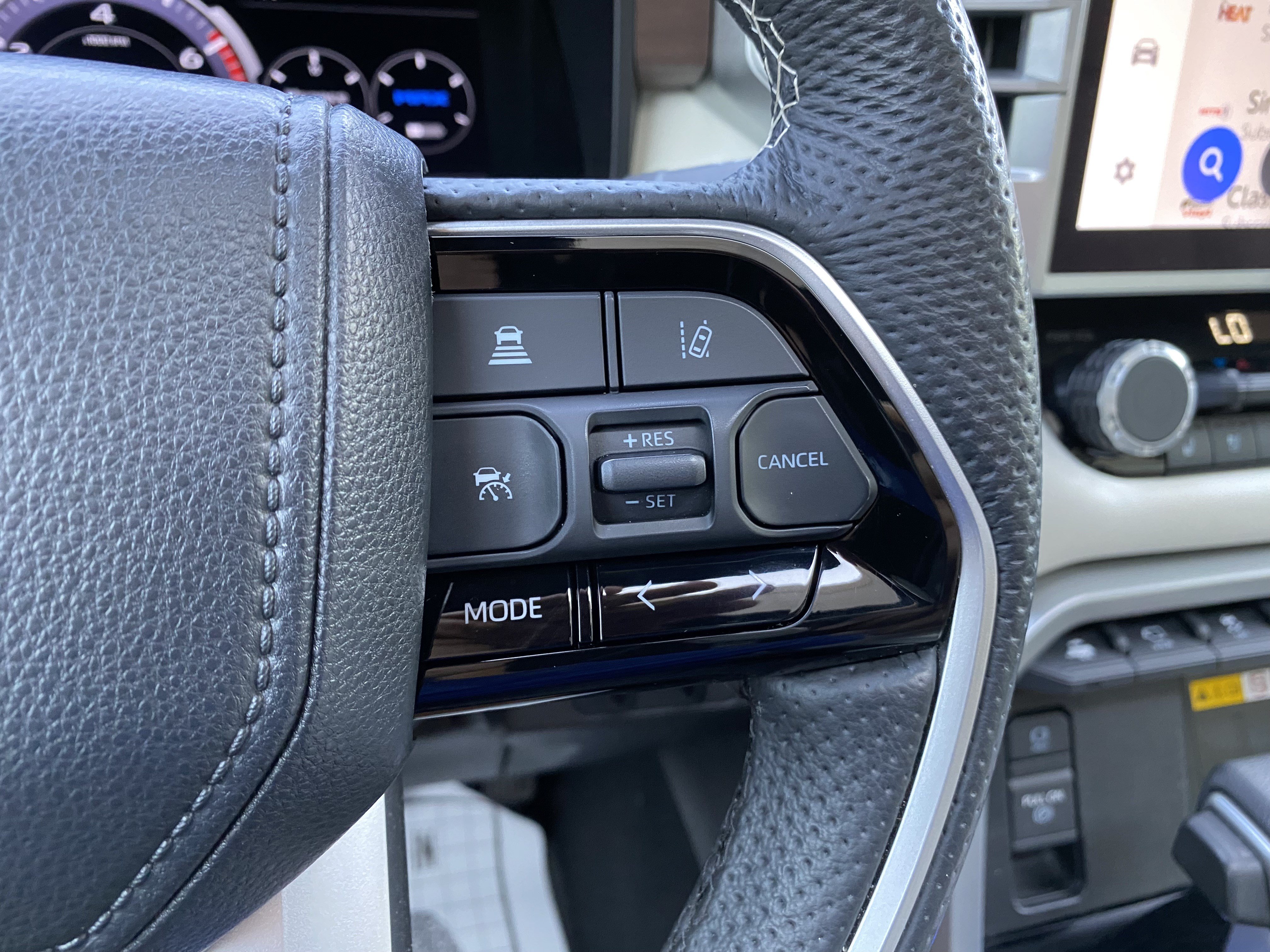 Used 2024 Toyota Tundra Capstone AWD/4WD image 21