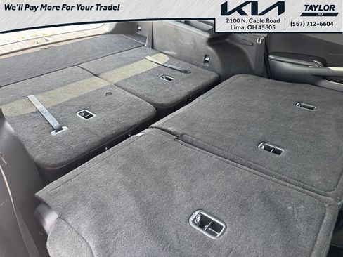 Used 2024 Kia Sorento S FWD image 17