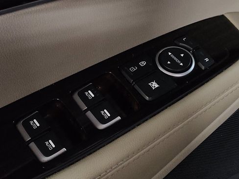 Used 2020 Kia Sorento S image 27