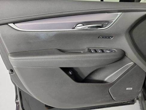 Used 2024 Cadillac XT6 Luxury w/ LPO, Floor Liner Package AWD/4WD image 21