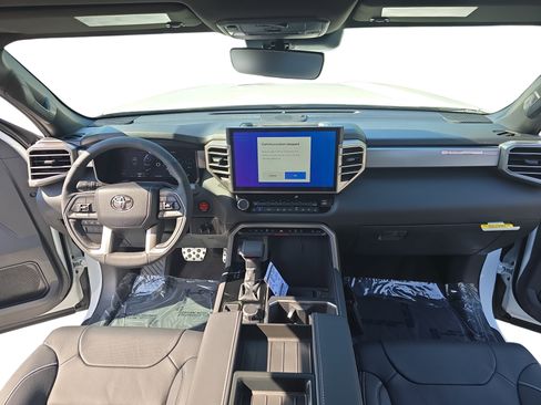 New 2026 Toyota Tundra Limited AWD/4WD image 9