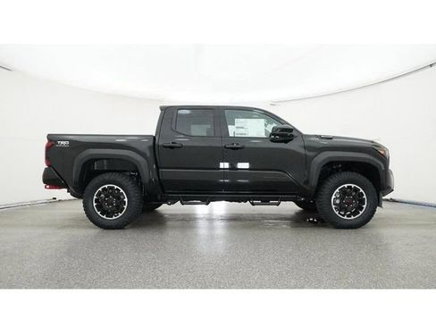 New 2025 Toyota Tacoma TRD Off-Road image 27