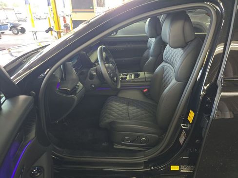 Used 2026 Genesis G90 3.5T Prestige image 6