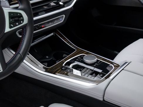 Certified 2025 BMW X5 M60i w/ Climate Comfort Package image 12