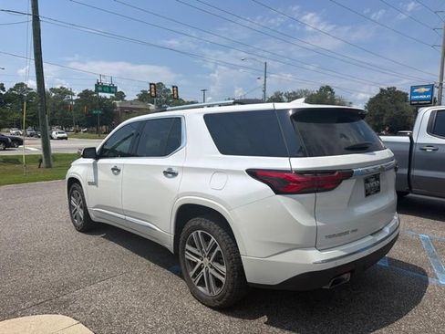 Used 2023 Chevrolet Traverse High Country AWD/4WD image 7