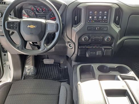 Used 2024 Chevrolet Silverado 1500 Custom image 25