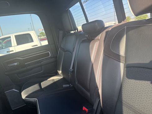 Used 2025 RAM 2500 Laramie AWD/4WD image 9