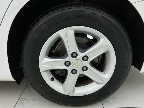 Used 2019 Chevrolet Malibu LS FWD image 42