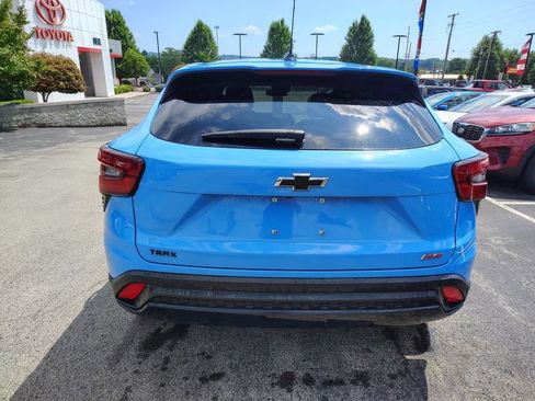 Certified 2024 Chevrolet Trax RS w/ Driver Confidence Package FWD image 5