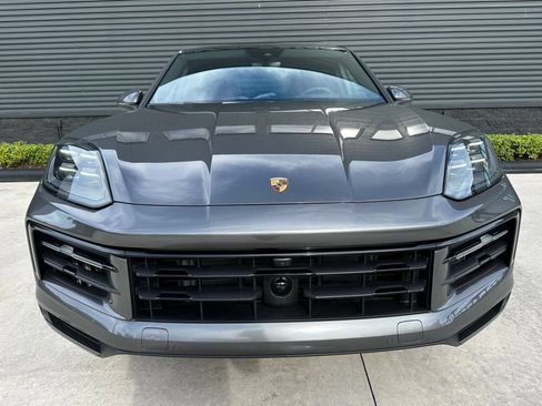 Certified 2026 Porsche Cayenne S AWD/4WD image 7