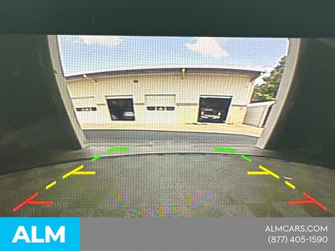 Used 2022 Nissan Pathfinder SV FWD image 32