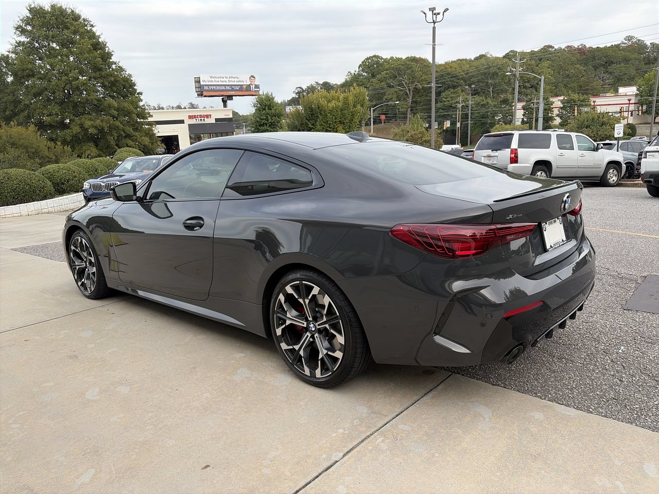 Certified 2026 BMW 430i xDrive Coupe w/ M Sport Package AWD/4WD image 6
