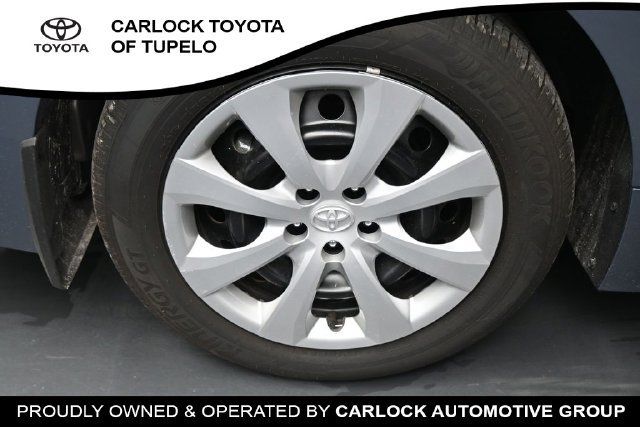 Used 2026 Toyota Corolla LE FWD image 40